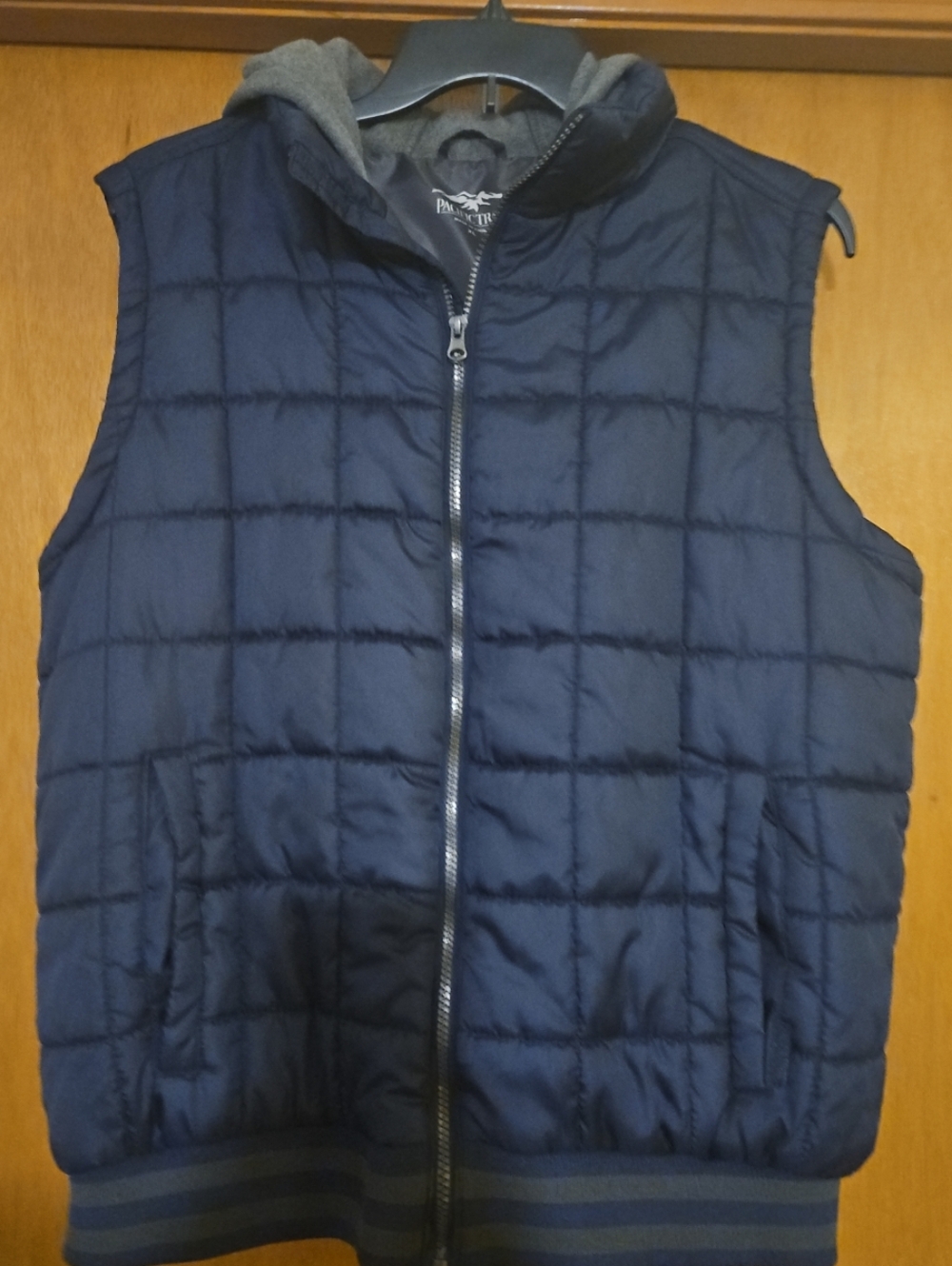 Pacific Trail Black and Gray Men's Jacket Vest